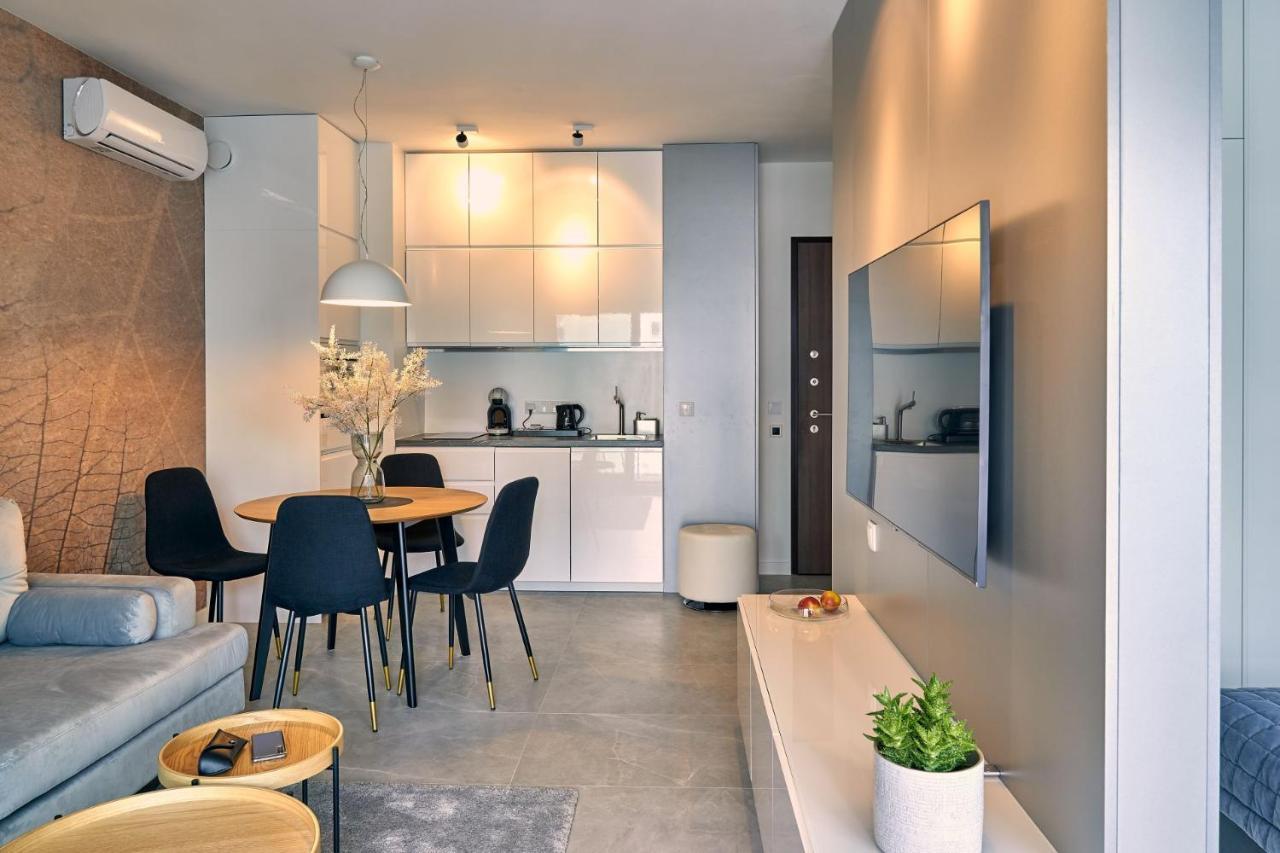 Mennica Residence Apartments By P&O Serviced Apartments Warsawa Bagian luar foto